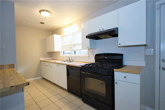 $1,300 | 2139 Golfview Drive Southeast, Conyers, GA 30013