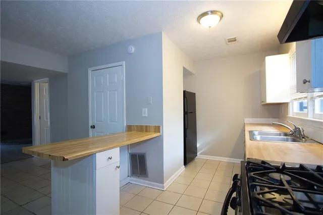 $1,300 | 2139 Golfview Drive Southeast, Conyers, GA 30013