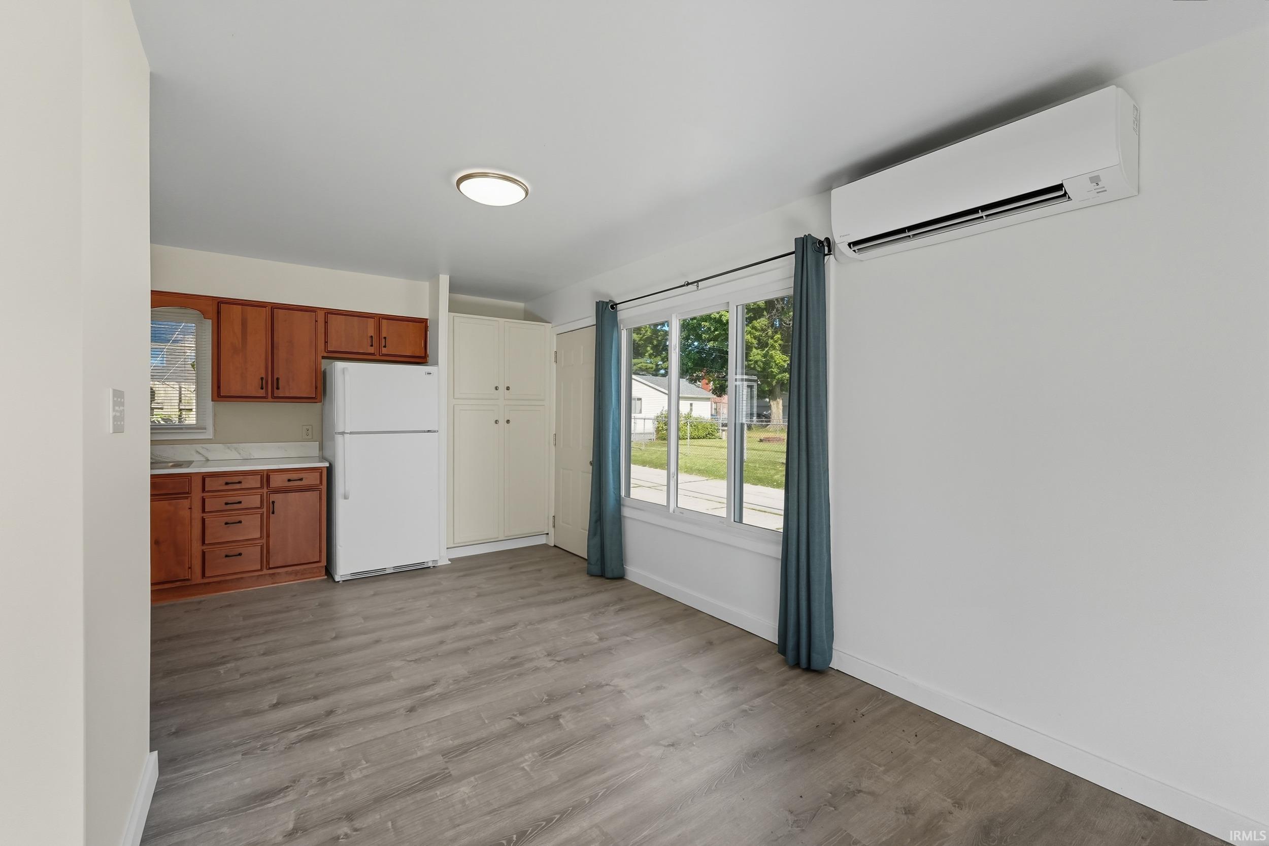 1615 Hillside Avenue Fort Wayne, IN 46805 - Photo 11 of 32 Gallery Image 11