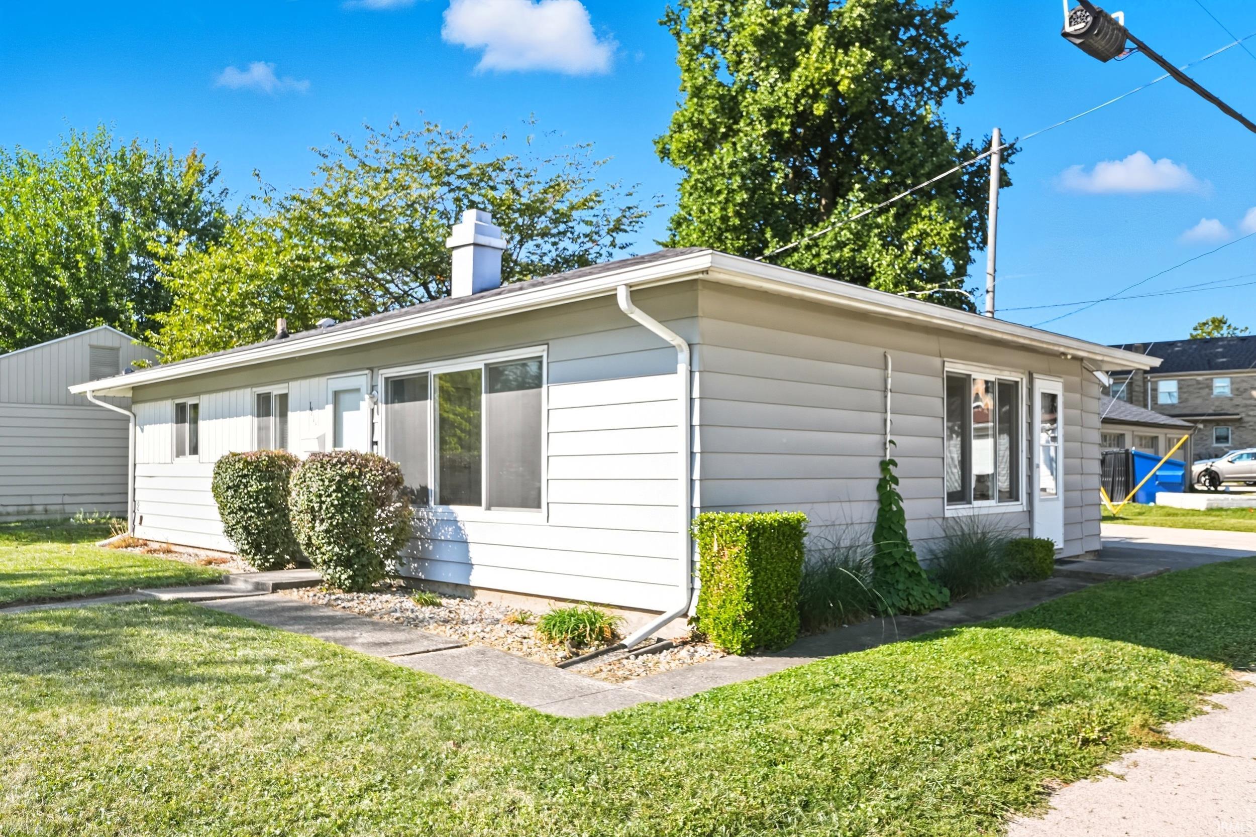 1615 Hillside Avenue Fort Wayne, IN 46805 - Photo 4 of 32 Gallery Image 4