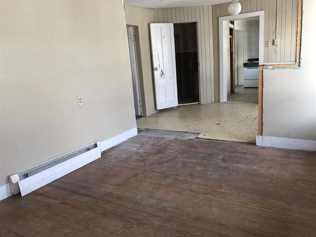 304 Main Street Poultney, VT 05764 - Photo 23 of 27