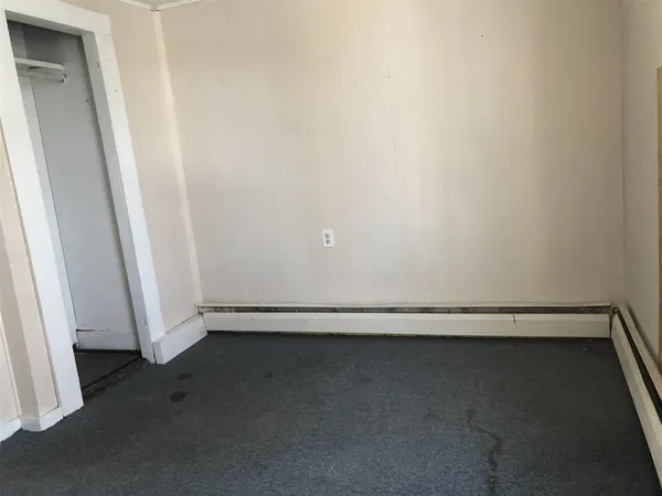 $99,000 | 304 Main Street, Poultney, VT 05764