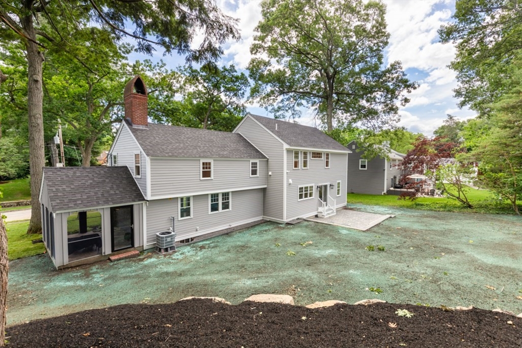 6 Longbow Road Lynnfield, MA 01940 - Photo 7 of 36