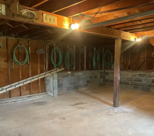 $695,000 | 1025 523rd Route, Whitehouse Station, NJ 08889