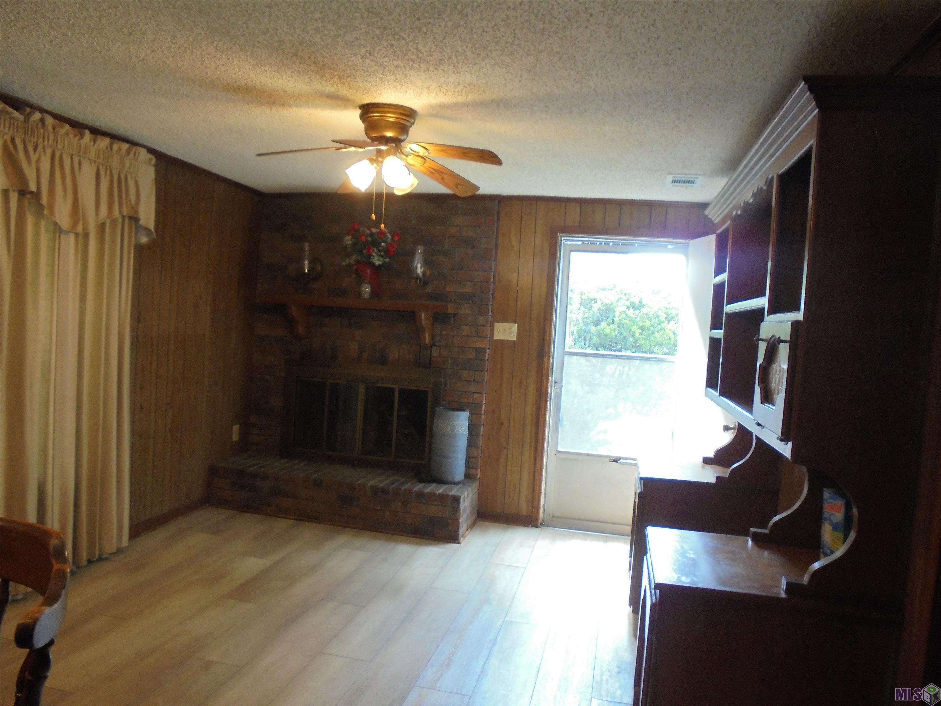 2411 Valley Street Baton Rouge, LA 70808 - Photo 4 of 7 Den