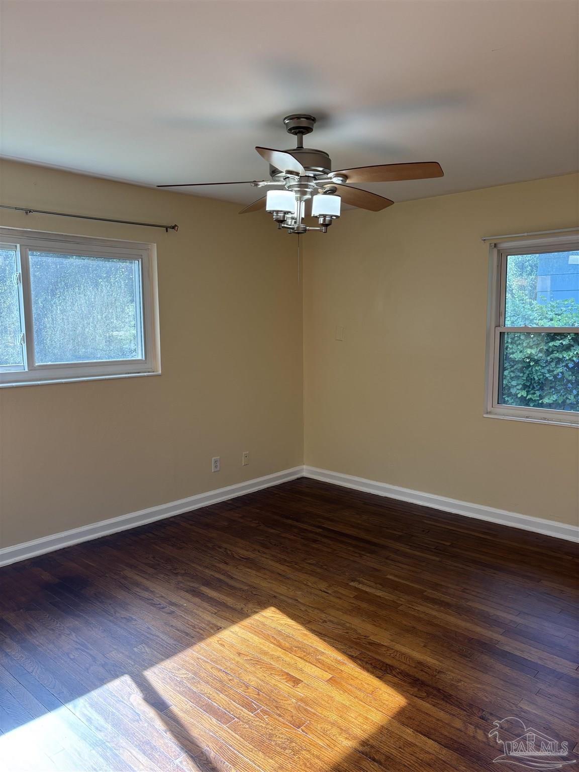 5095 Crestwood Road Pensacola, FL 32503 - Photo 10 of 18