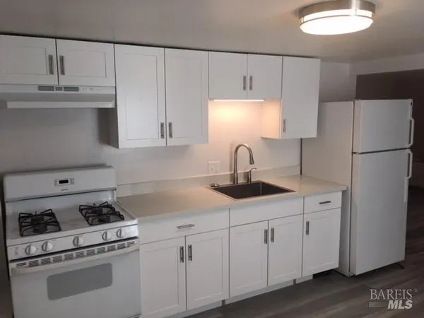 $1,299,000 | 1418 B Street, Napa, CA 94559