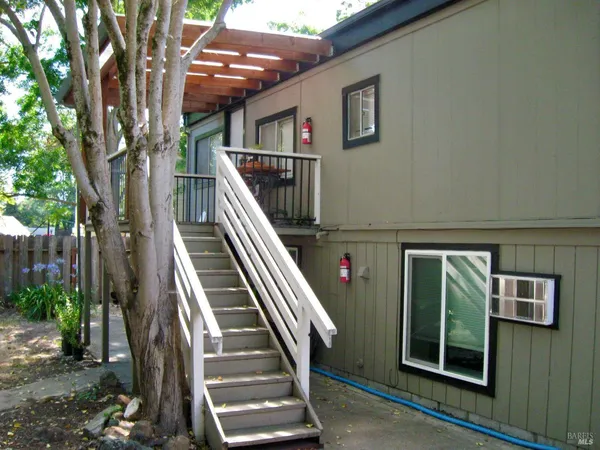 $1,299,000 | 1418 B Street, Napa, CA 94559