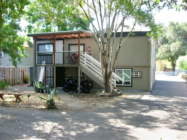 $1,299,000 | 1418 B Street, Napa, CA 94559