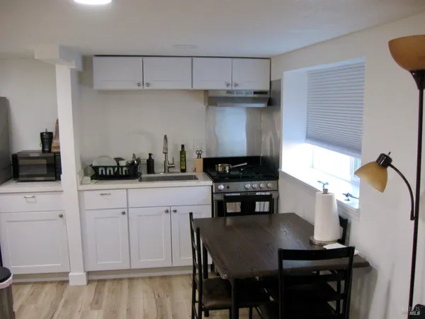 $1,299,000 | 1418 B Street, Napa, CA 94559