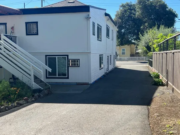 $1,299,000 | 1418 B Street, Napa, CA 94559