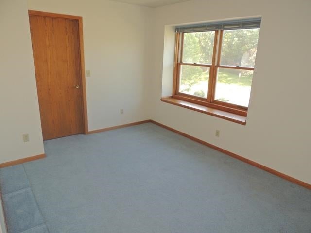 2008 Holiday Road Coralville, IA 52241 - Photo 12 of 25 Gallery Image 12