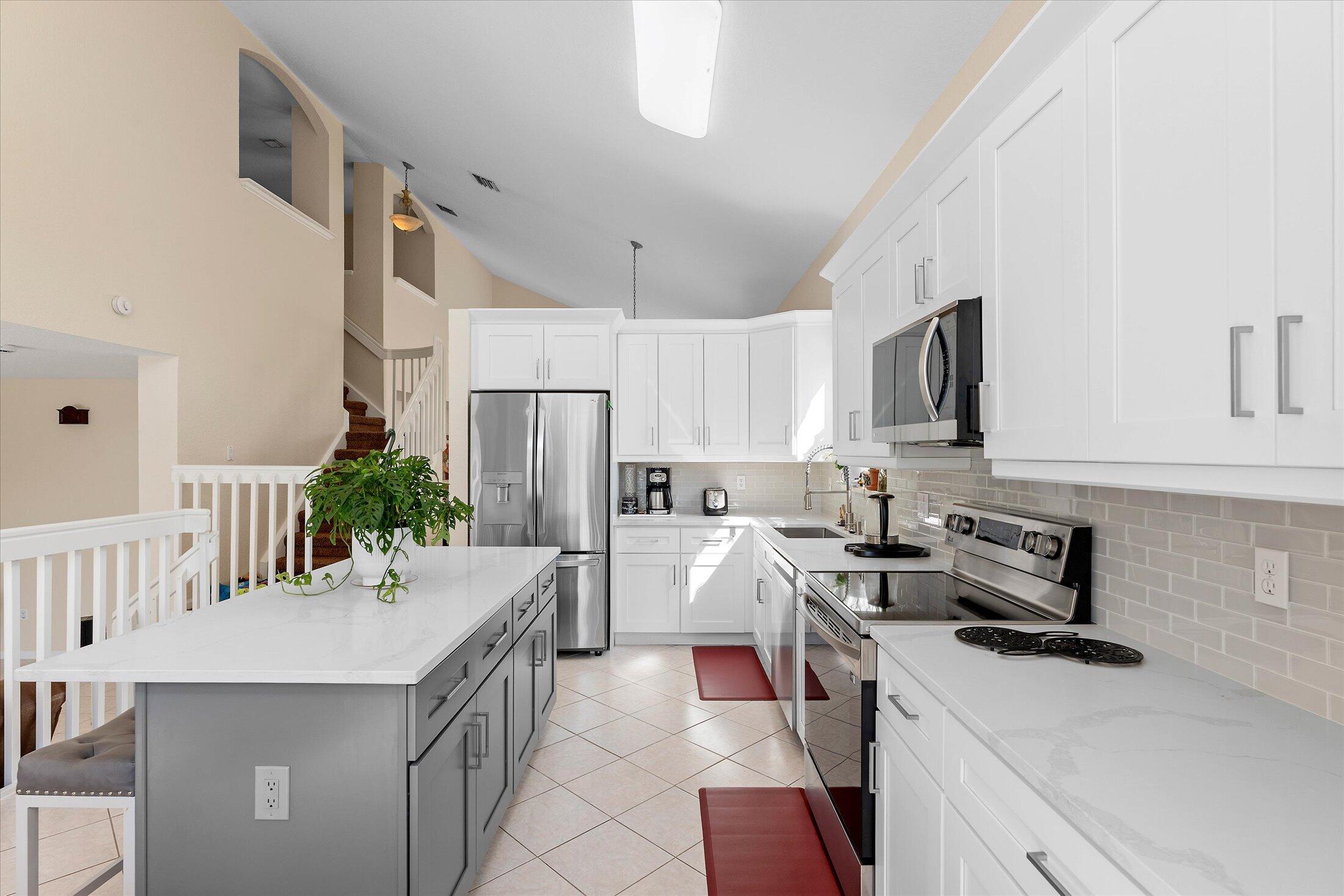 6713 Ashburn Road Lake Worth, FL 33467 - Photo 8 of 54 08-6713 Ashburn Rd, Lake Worth-9