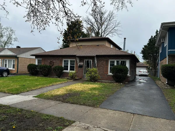 $339,900 | 7805 45th Street, Lyons, IL 60534