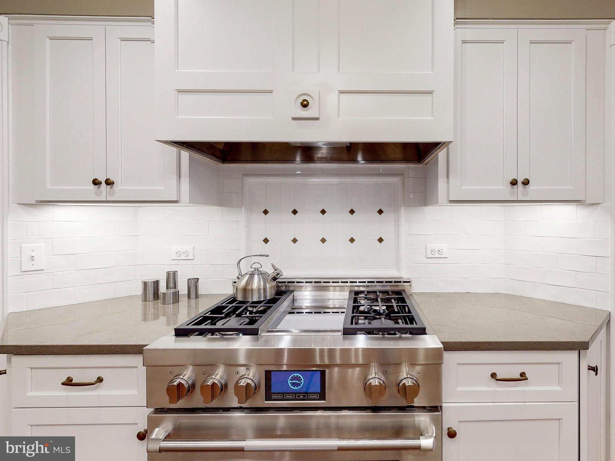 200 Tunbridge Road Baltimore, MD 21212 - Photo 13 of 49