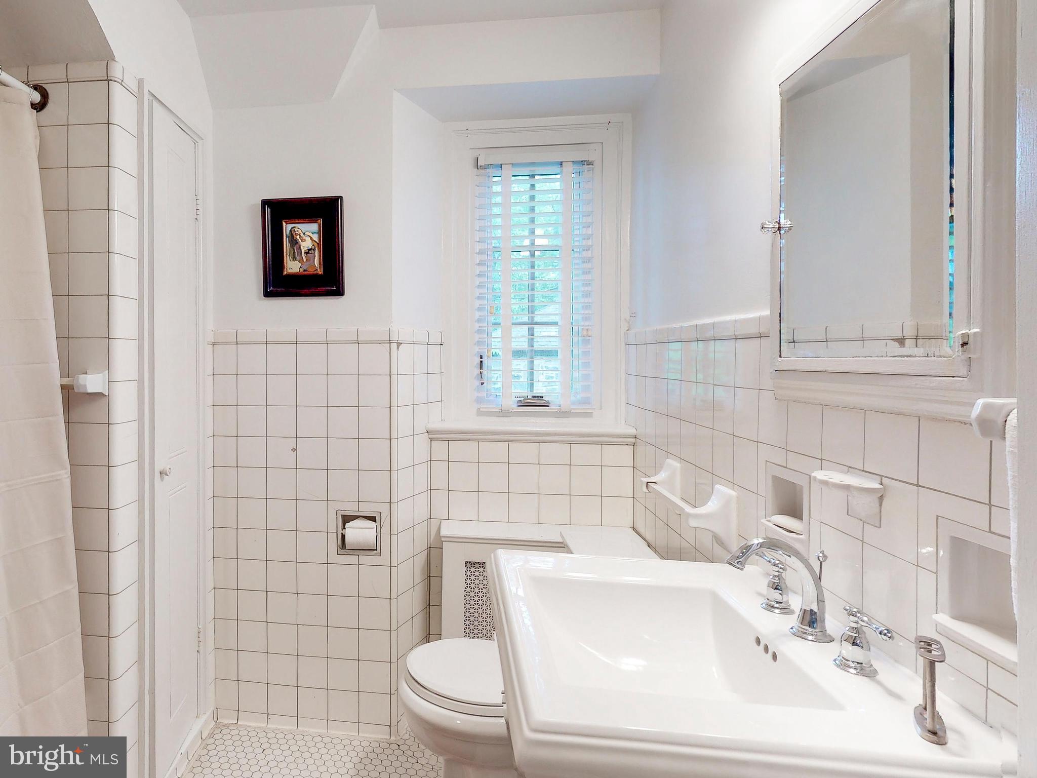 200 Tunbridge Road Baltimore, MD 21212 - Photo 33 of 49