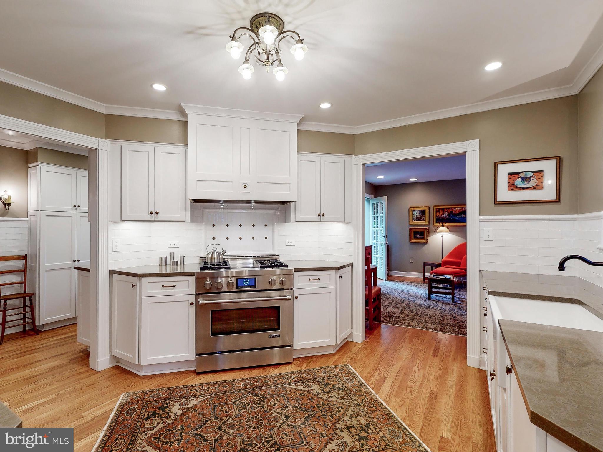 200 Tunbridge Road Baltimore, MD 21212 - Photo 10 of 49
