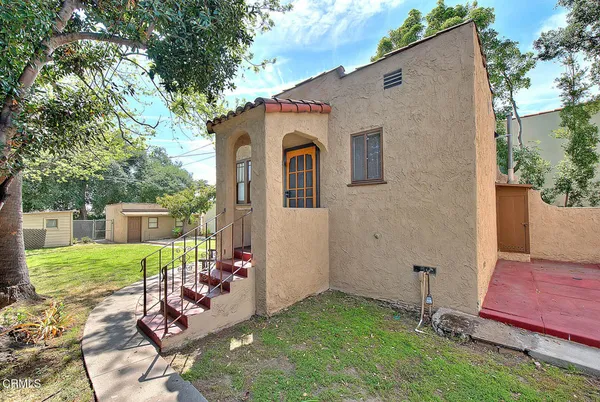 $1,299,000 | 1768 East Orange Grove Boulevard, Pasadena, CA 91104