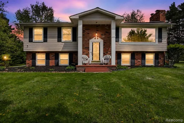 $534,900 | 1180 North Hurd Road, Ortonville, MI 48462
