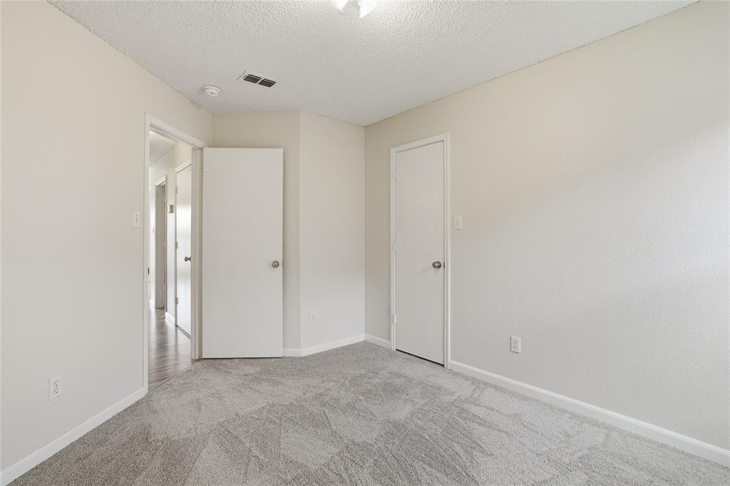 7101 Ranger Way Fort Worth, TX 76133 - Photo 15 of 22