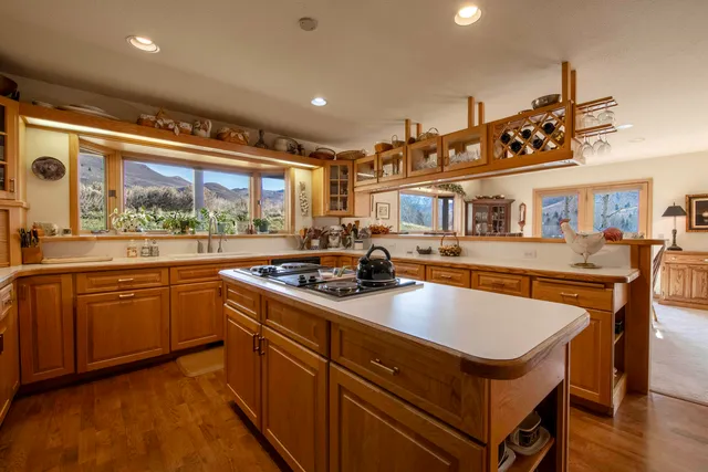 $3,395,000 | 6 Huckleberry Lane, Sun Valley, ID 83353