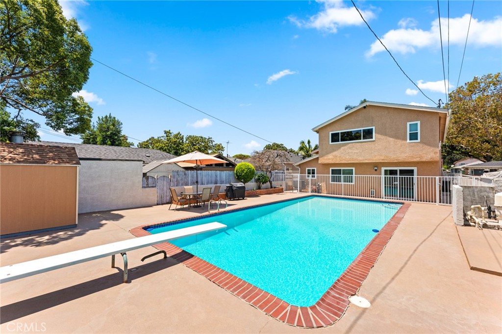10332 Washington South Gate, CA 90280 - Photo 32 of 38 Pool