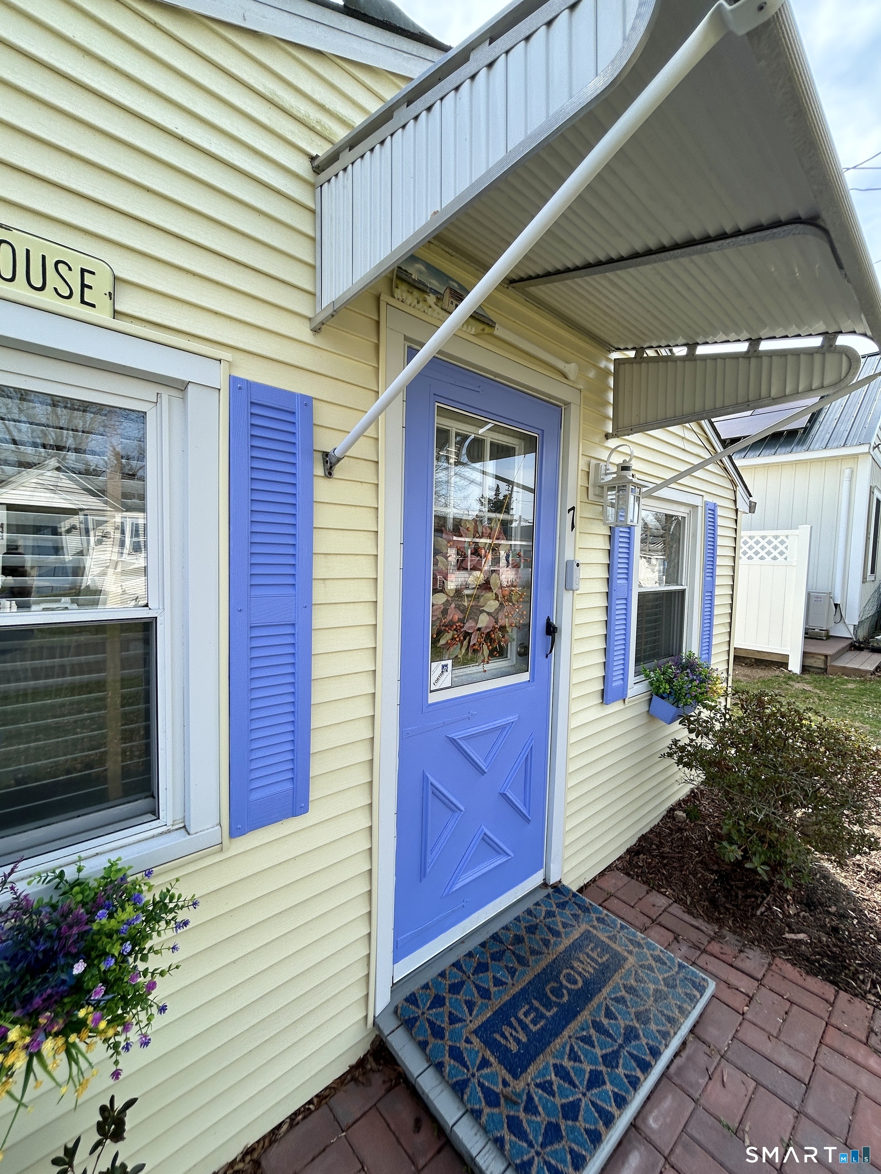 7 3rd Street, Unit 7 Madison, CT 06443 - Photo 3 of 40