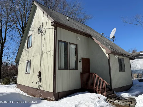 $1,750 | 4569 Briarcliff Terrace, Tobyhanna, PA 18466