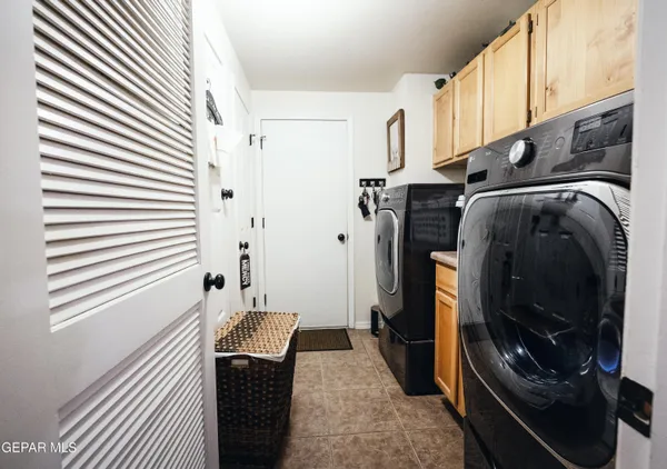 $299,000 | 237 Laurel Springs Court, El Paso, TX 79932