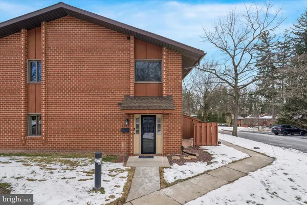 $360,000 | 301 Worthington Drive, Unit 301, Exton, PA 19341