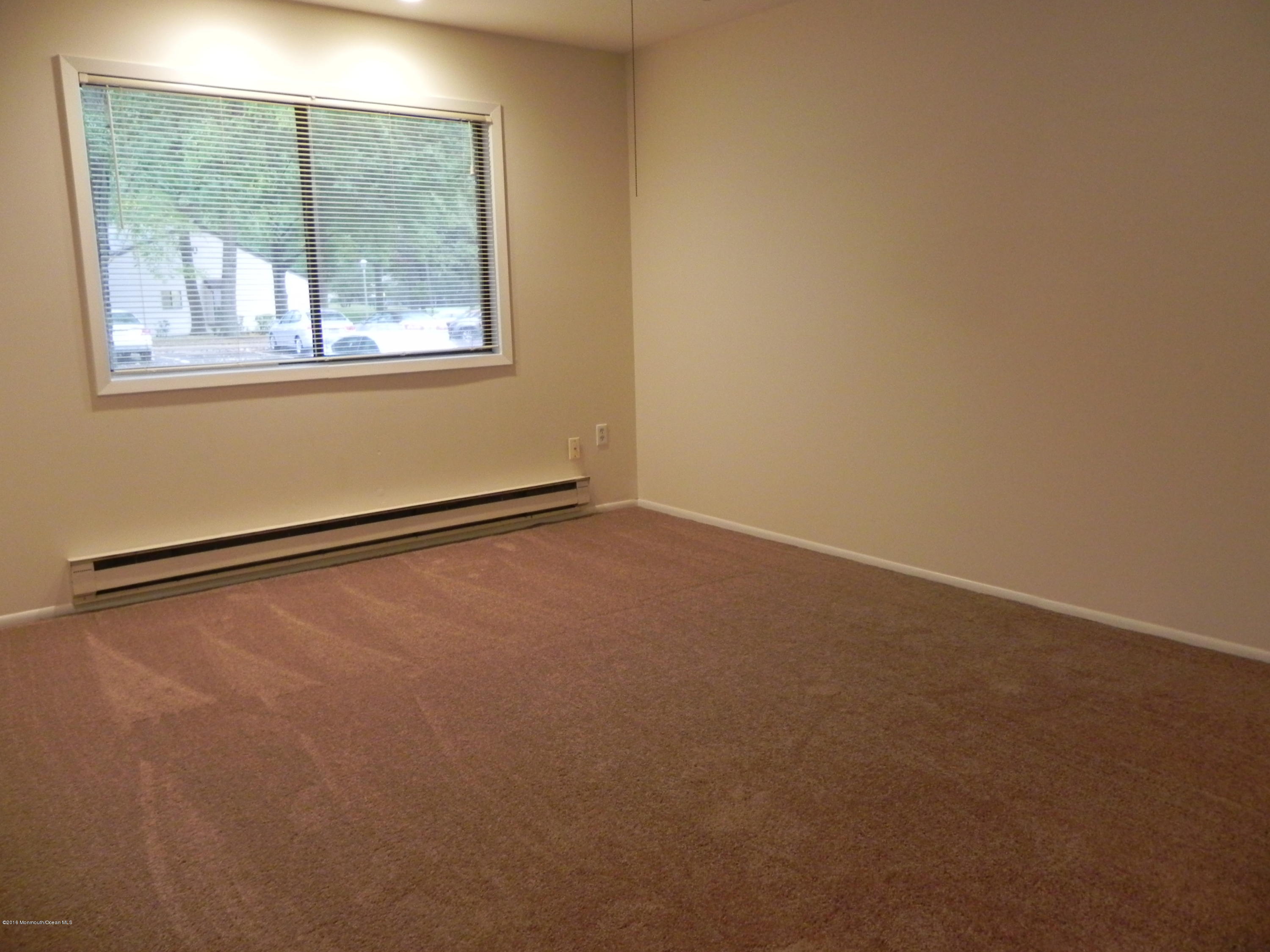89 Arrowood Road, Unit F Manalapan, NJ 07726 - Photo 8 of 18 1-DSCN5349