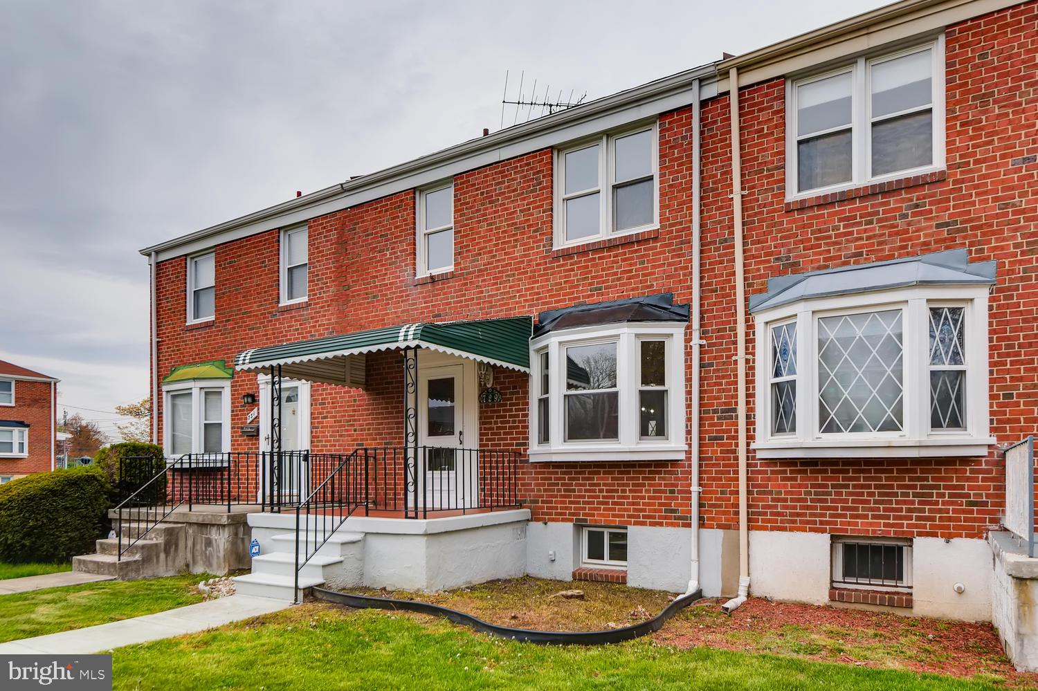 729 Stamford Road Baltimore, MD 21229 - Photo 1 of 26 Front Exterior
