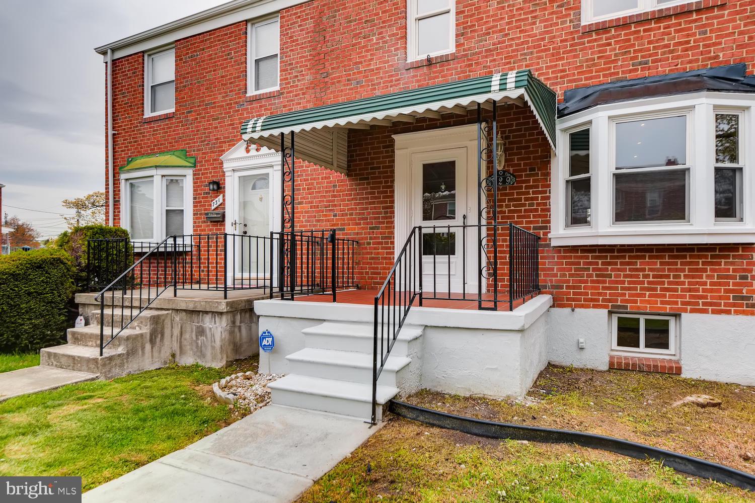 729 Stamford Road Baltimore, MD 21229 - Photo 2 of 26 Front Exterior