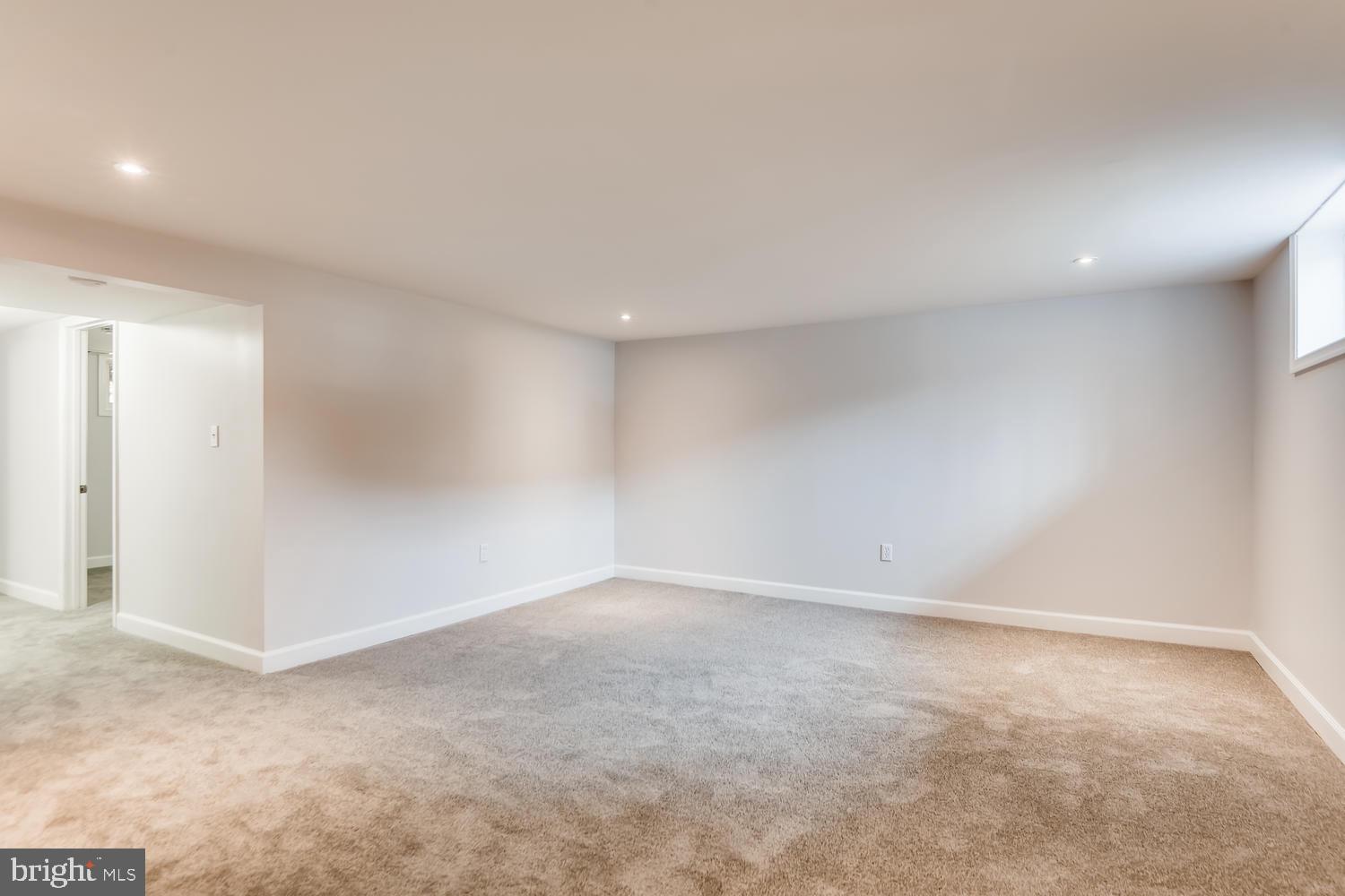 729 Stamford Road Baltimore, MD 21229 - Photo 16 of 26 Basement