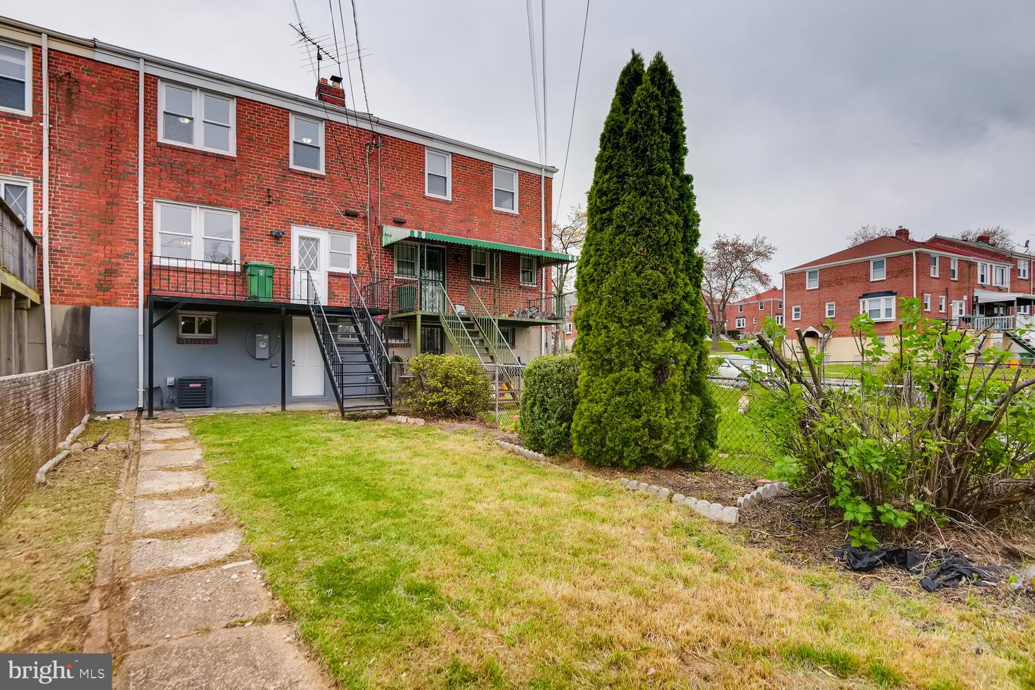 729 Stamford Road Baltimore, MD 21229 - Photo 26 of 26 Rear Exterior