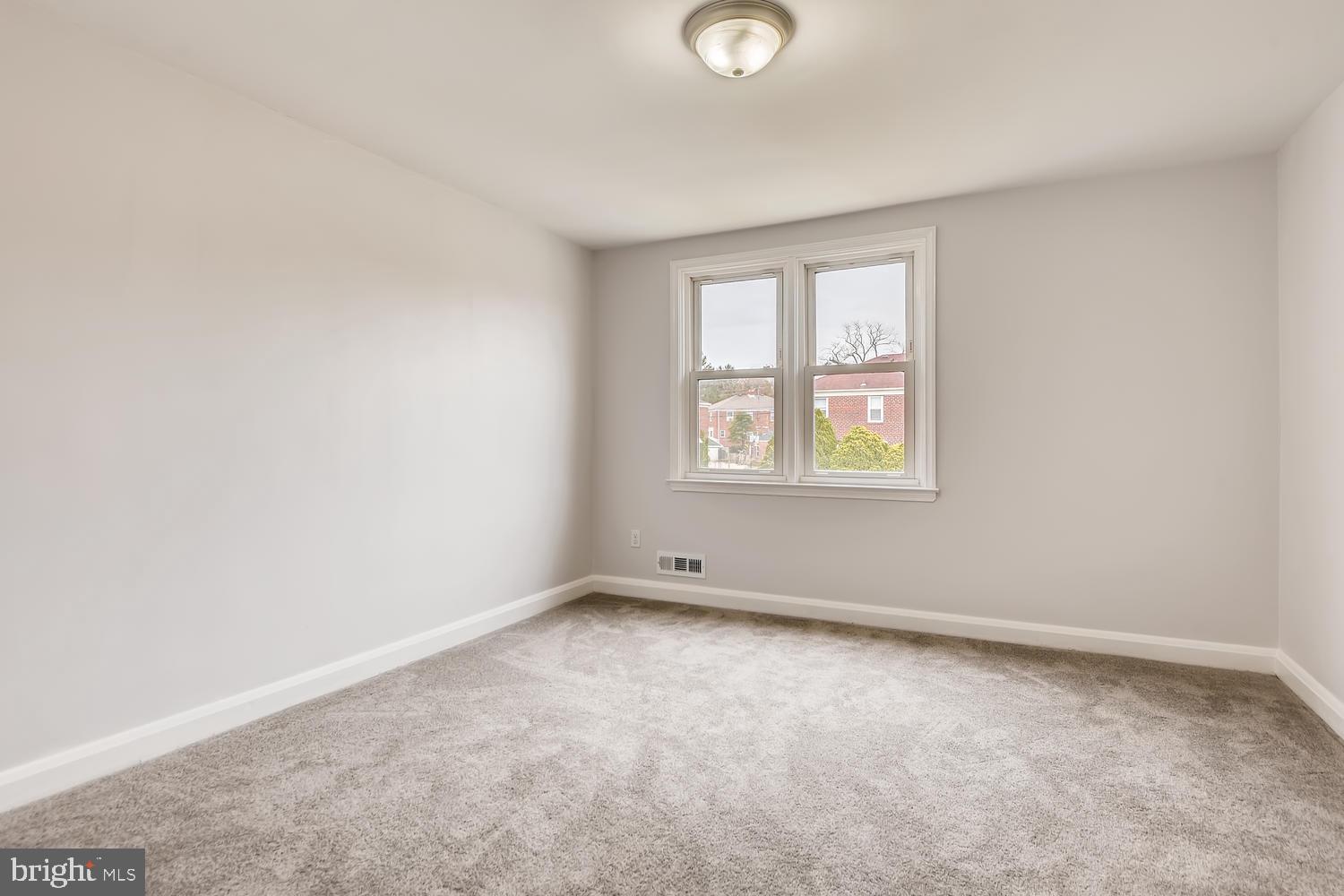 729 Stamford Road Baltimore, MD 21229 - Photo 10 of 26 Bedroom 1