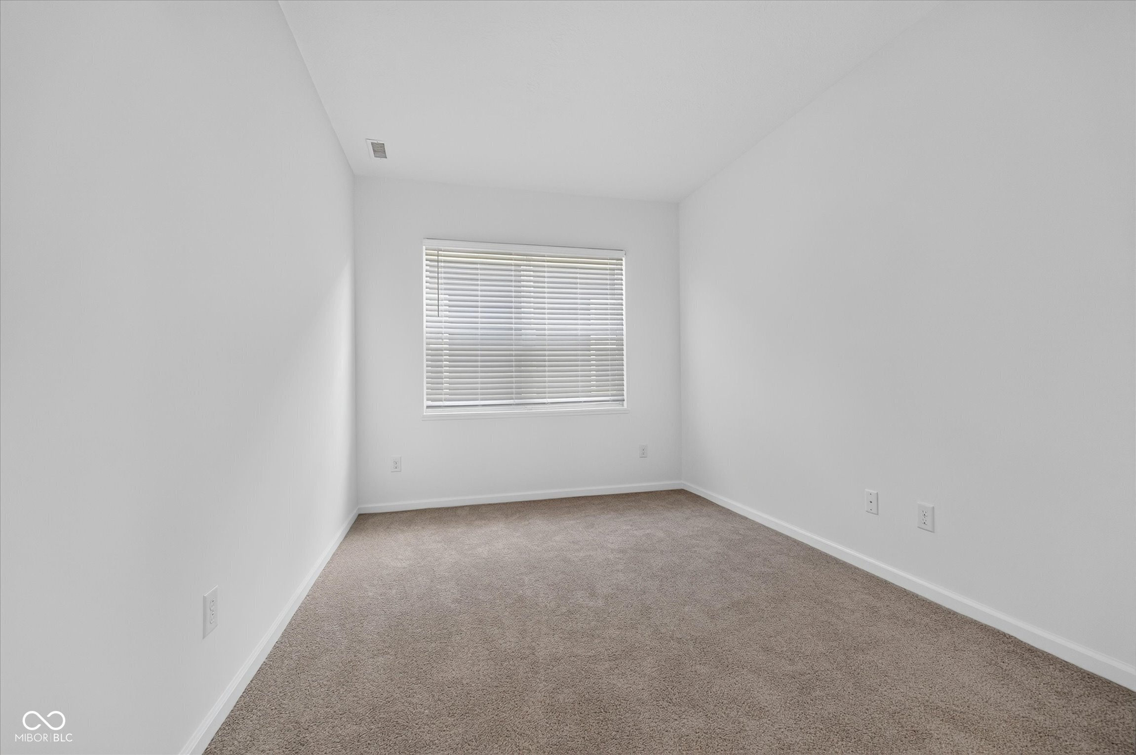 5115 Triple Crown Way Indianapolis, IN 46237 - Photo 5 of 58