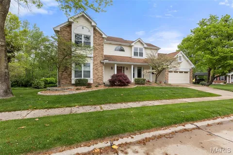 $695,000 | 2385 Clarjon Drive, Ballwin, MO 63021