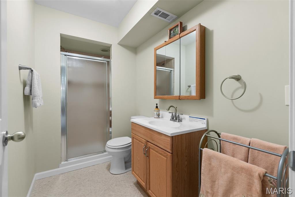 2385 Clarjon Drive Ballwin, MO 63021 - Photo 44 of 58