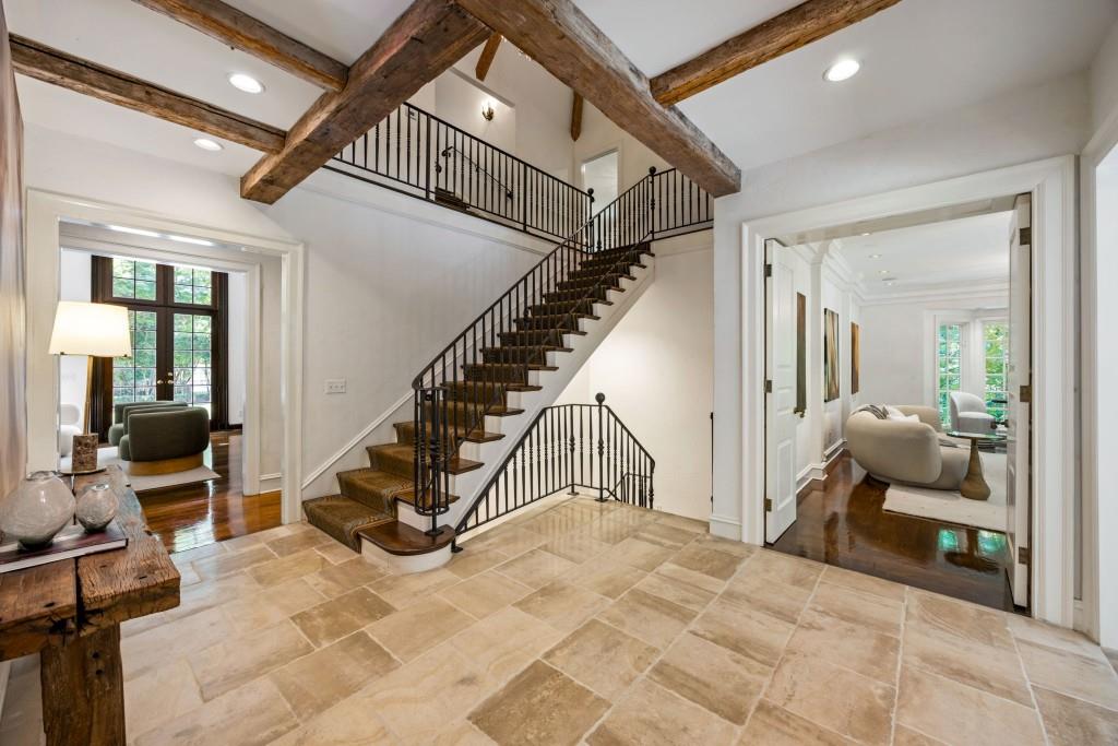 2485 West Wesley Road Northwest Atlanta, GA 30327 - Photo 59 of 84