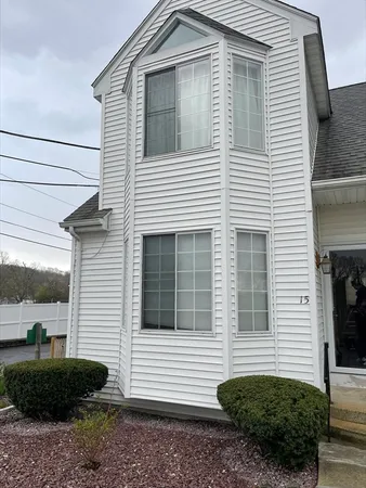 $3,100 | 21 Church Street, Unit 15, Weymouth, MA 02189