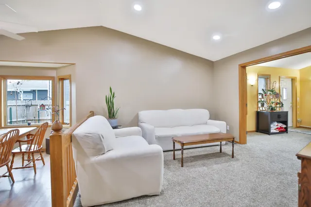 $339,900 | 906 7th Street Northwest, Kasson, MN 55944