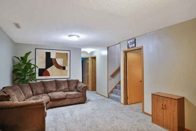 $339,900 | 906 7th Street Northwest, Kasson, MN 55944