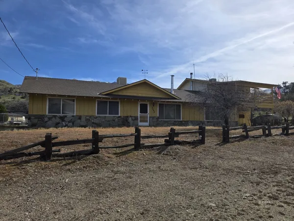$250,000 | 3604 Cook Peak Road, Mountain Mesa, CA 93240