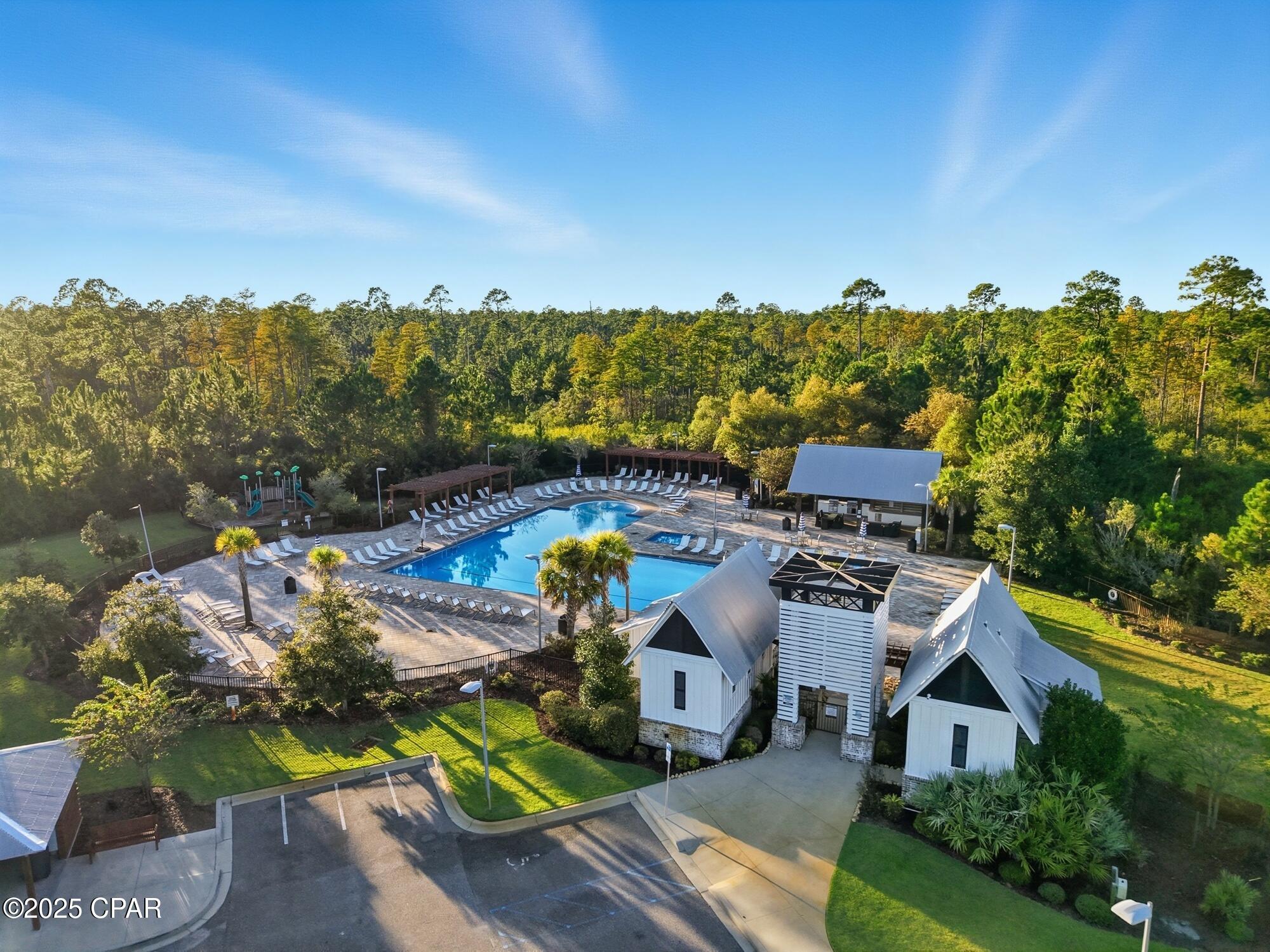 154 Merrion Road Southport, FL 32409 - Photo 10 of 37