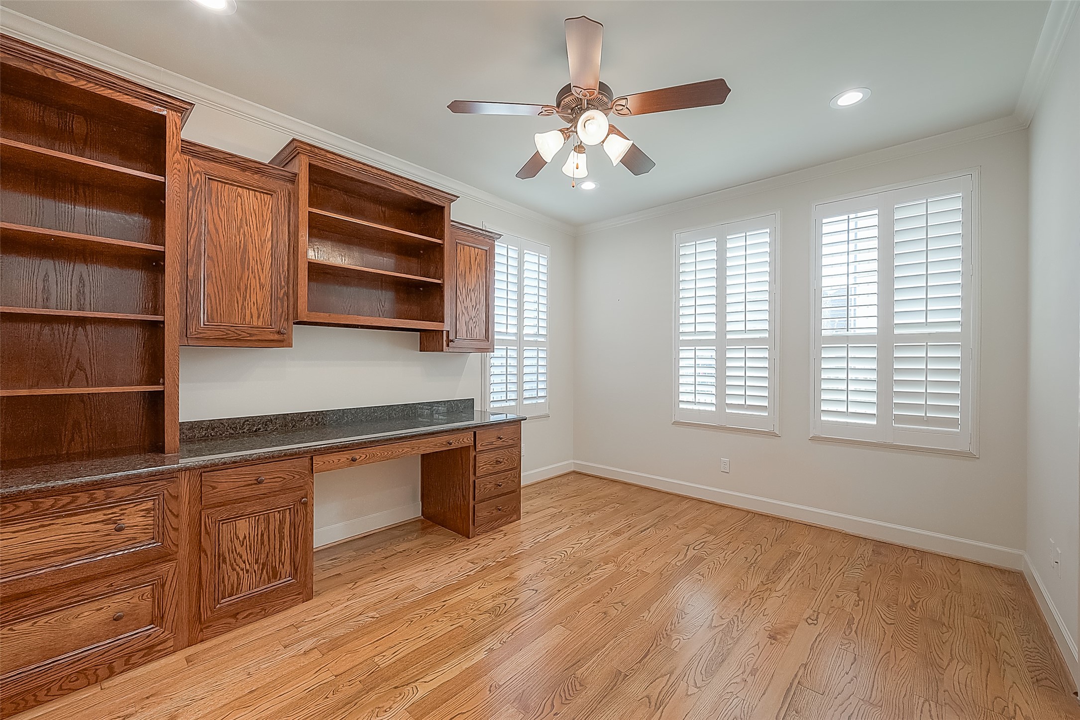 1804 Haddon Street Houston, TX 77019 - Photo 10 of 50