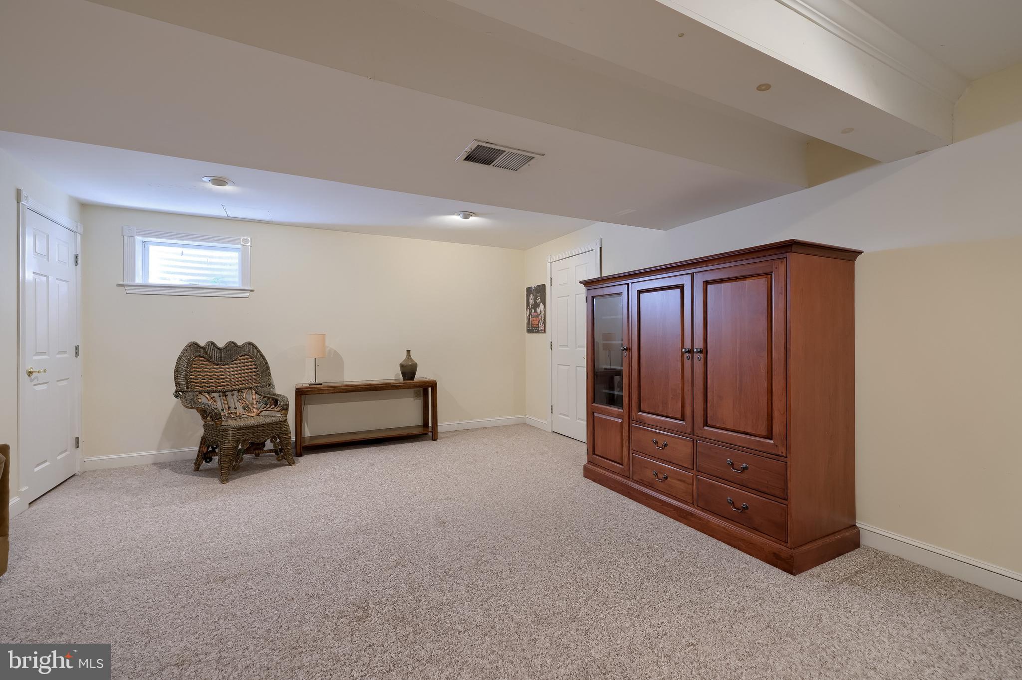 15 Sunrise Drive Lititz, PA 17543 - Photo 26 of 35 a living room with furniture