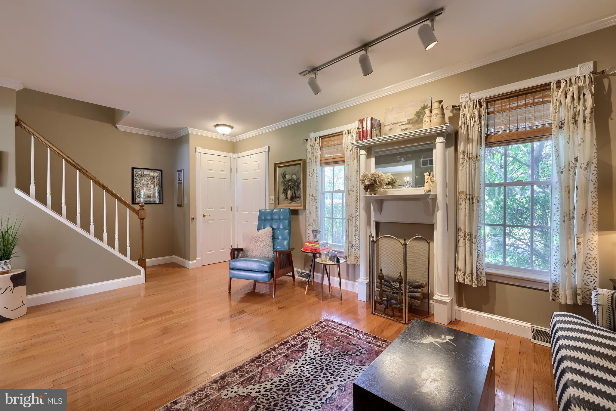 15 Sunrise Drive Lititz, PA 17543 - Photo 6 of 35 a living room with furniture and a table