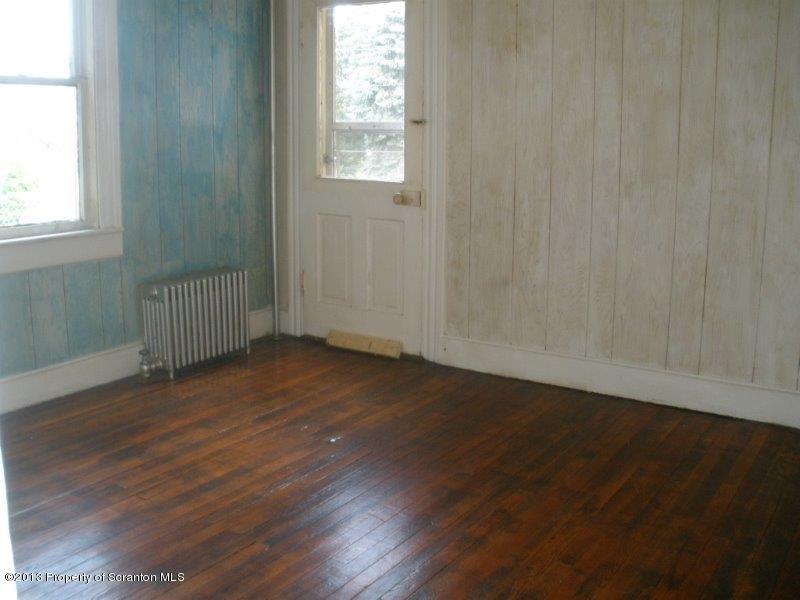 560 Back Street Scranton, PA 18504 - Photo 19 of 27 Gallery Image 19