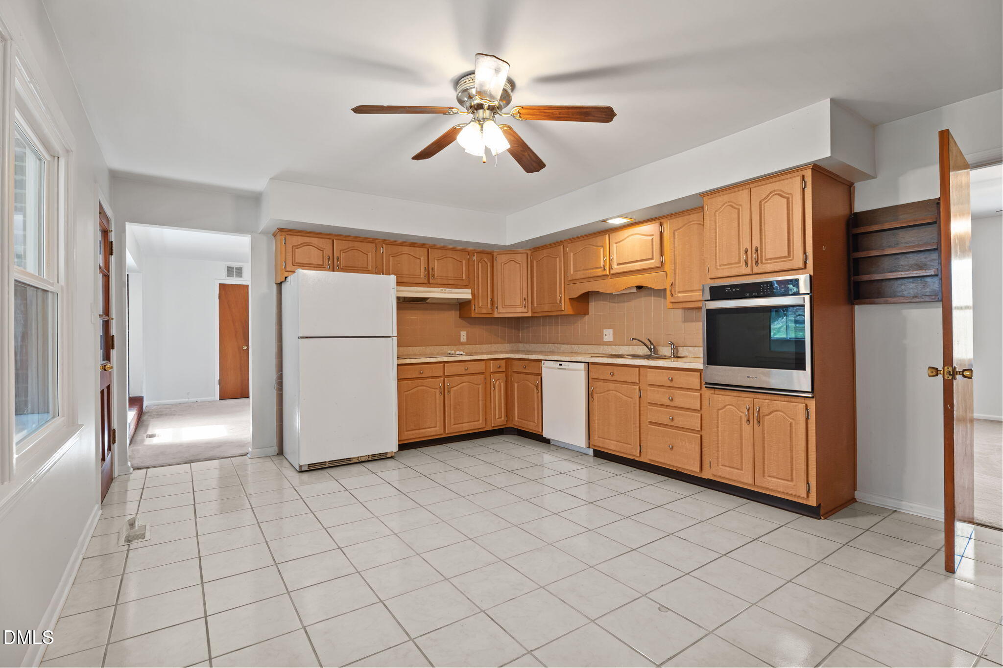 6409 Arrington Road Raleigh, NC 27607 - Photo 11 of 39 30-web-or-mls-DSC06505